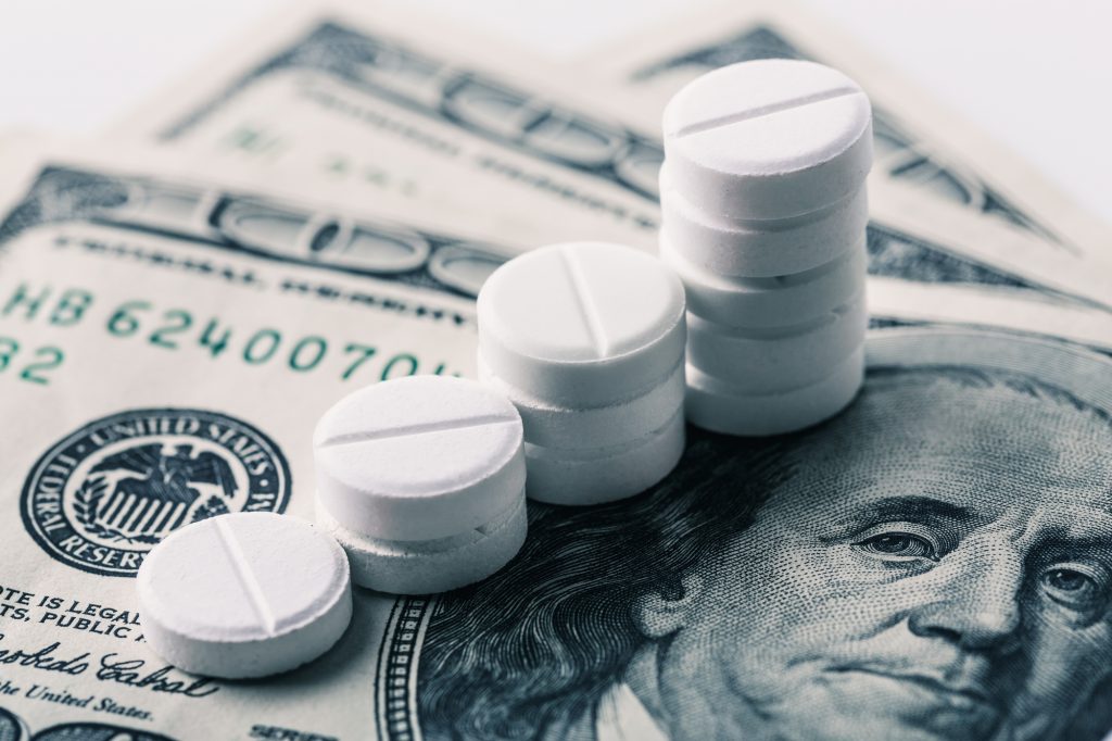 11 Helpful Tips for Saving Money on Prescriptions