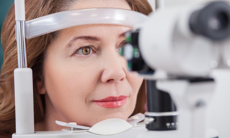 5 Questions to Ask Your Optometrist Before Getting Glasses